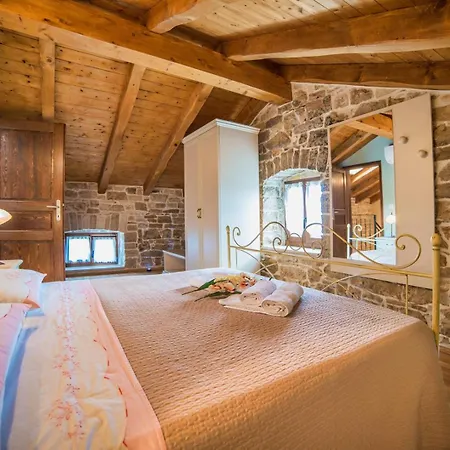 Major Near Vrsar And Lim Fjord Villa *