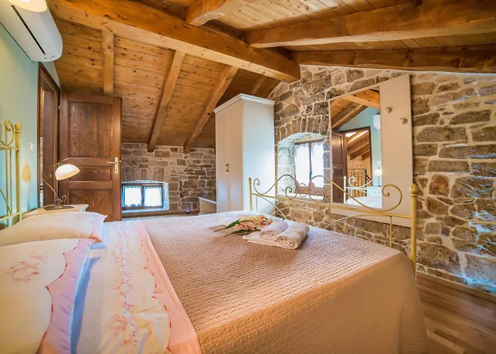 Major Near Vrsar And Lim Fjord Villa *